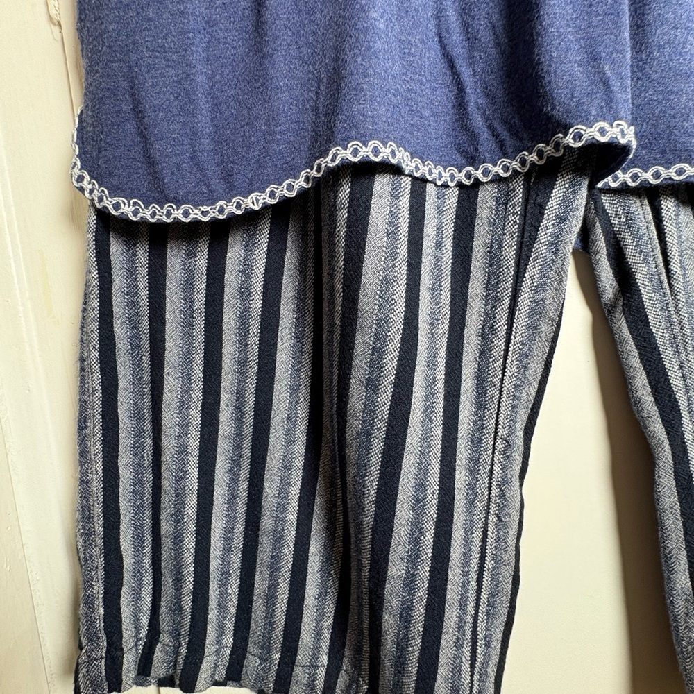 Cute Navy and White Pants and Shirt Set Women’s Size 3XL - Picture 3 of 16